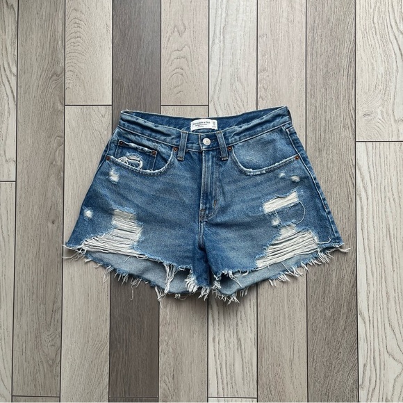 Abercrombie & Fitch Denim Distressed Women's Shorts - Picture 1 of 5